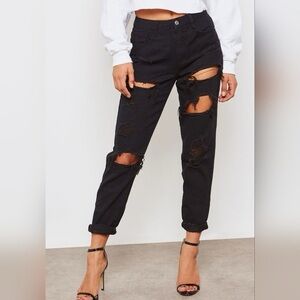Black ripped mom jean